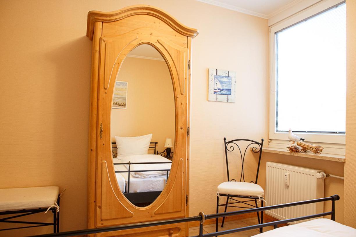 Haus Uthlande Uthlande Whg 4 Apartamento Wyk auf Föhr Exterior foto